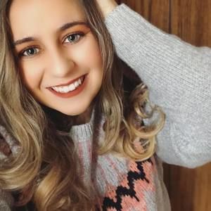 Meet your Posher, Carley